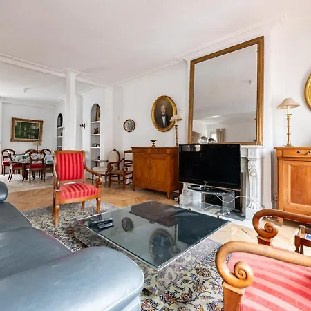 Le St Ayoul -chic & Centre Provins