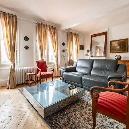 Le St Ayoul -chic & Centre Provins